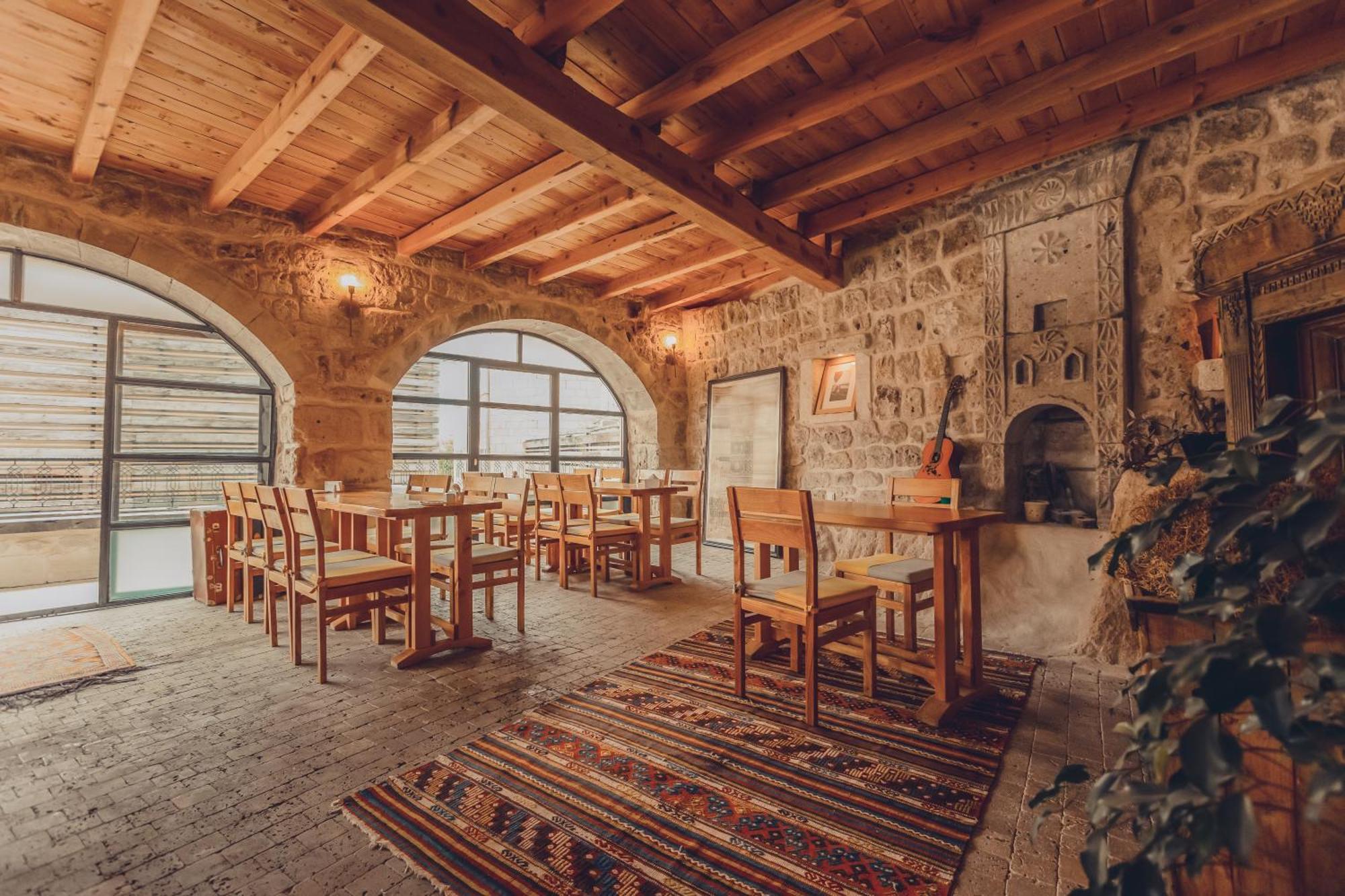 Pinhan Cave Suites Üchisar Bagian luar foto