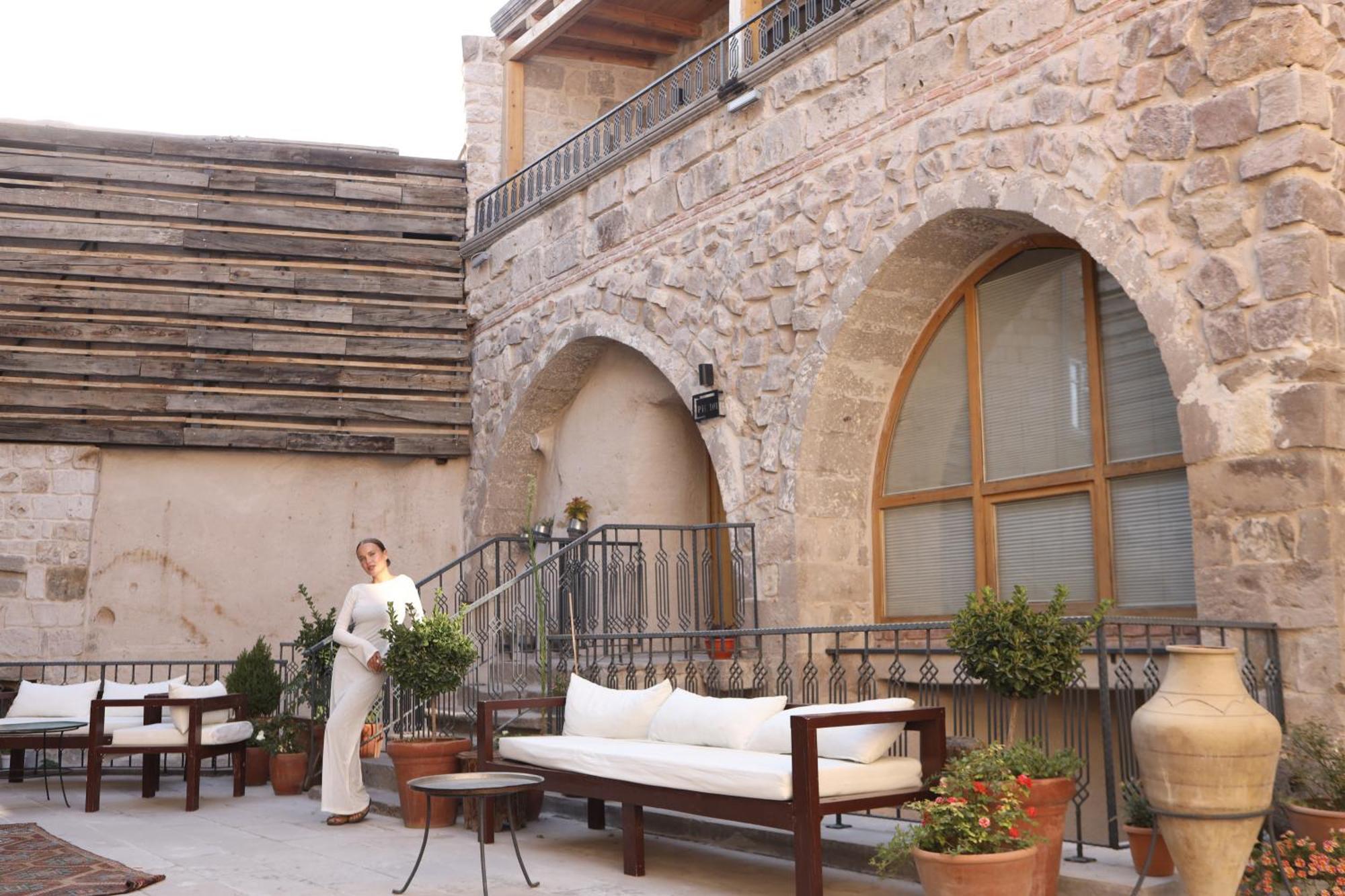 Pinhan Cave Suites Üchisar Bagian luar foto