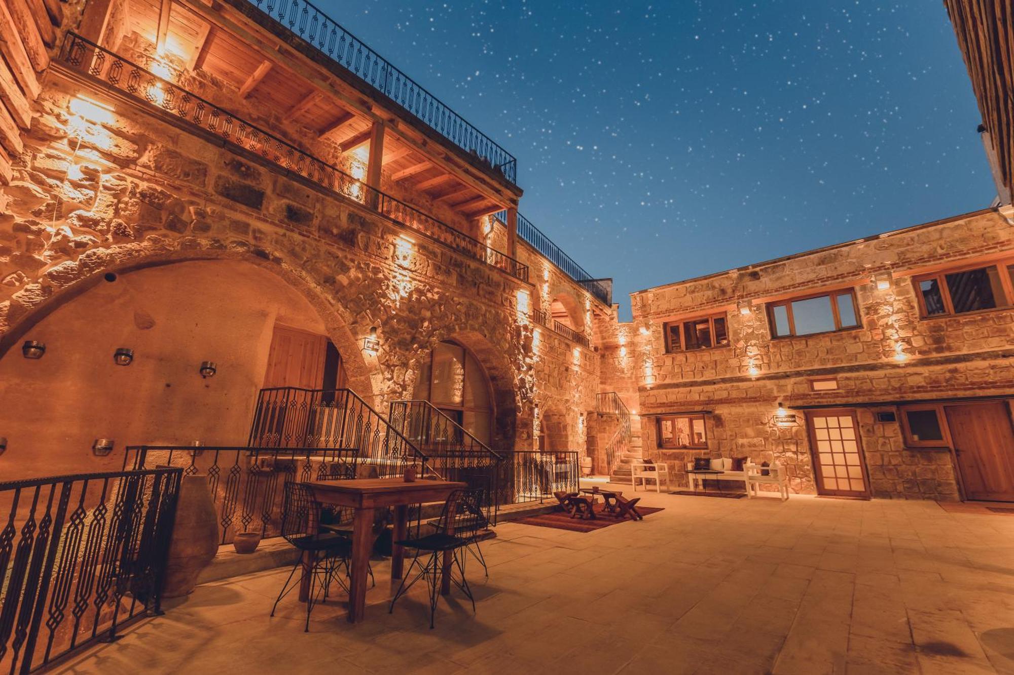 Pinhan Cave Suites Üchisar Bagian luar foto
