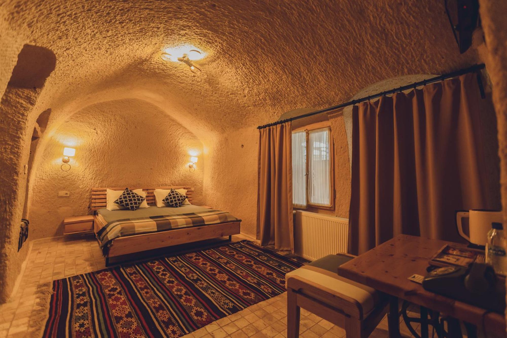 Pinhan Cave Suites Üchisar Bagian luar foto