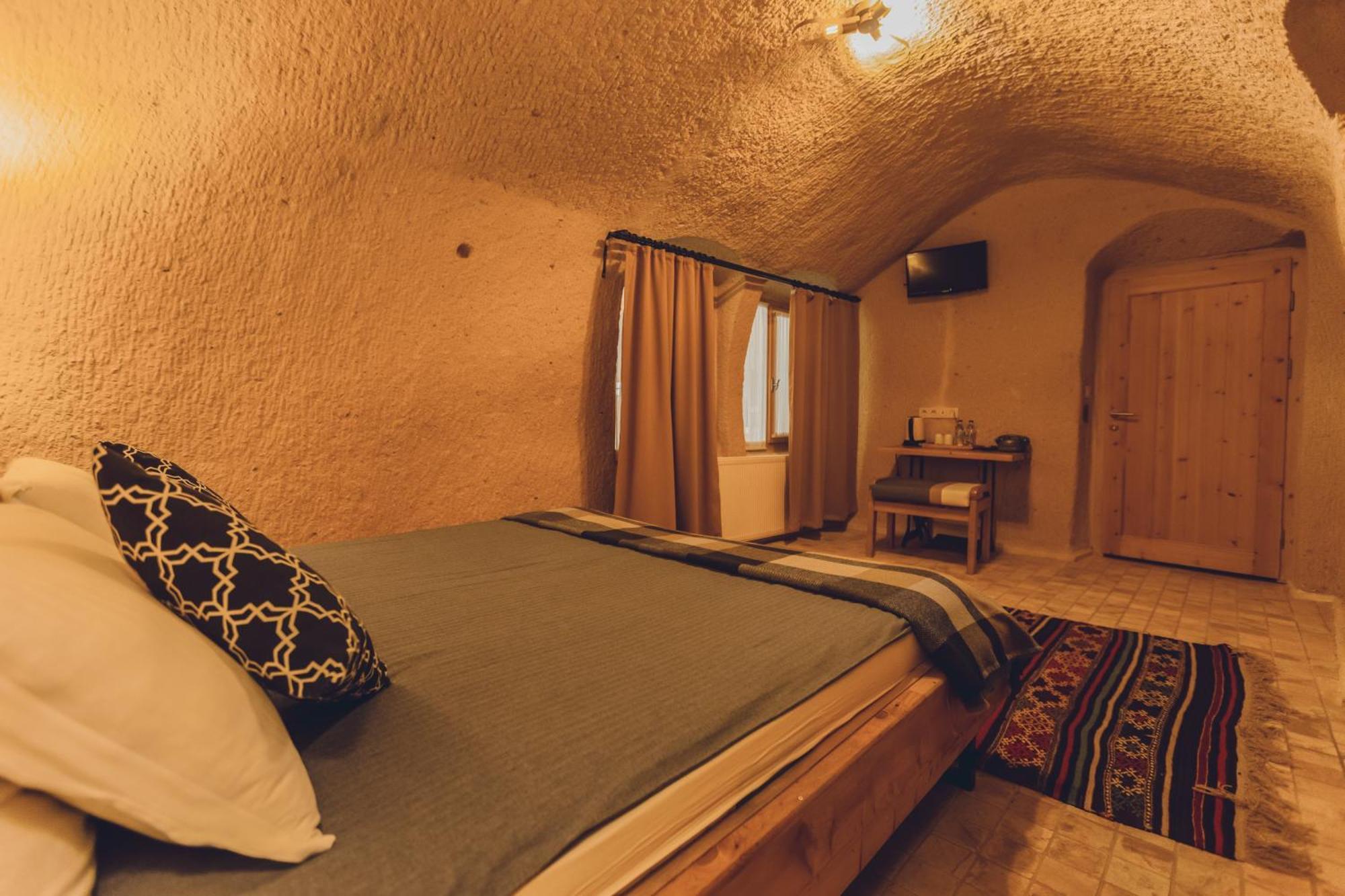 Pinhan Cave Suites Üchisar Bagian luar foto