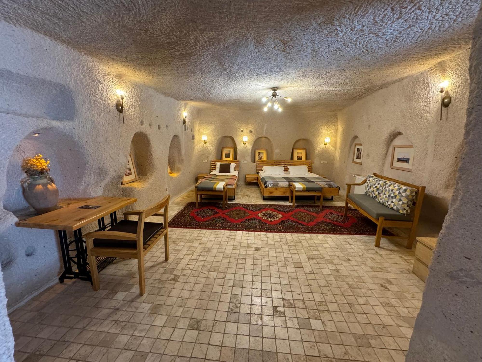 Pinhan Cave Suites Üchisar Bagian luar foto